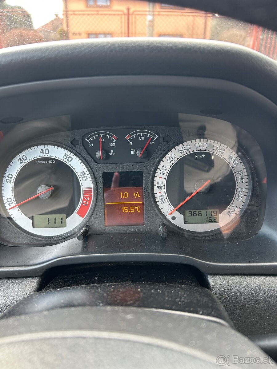 Skoda Octavia 1.8t RS - 7