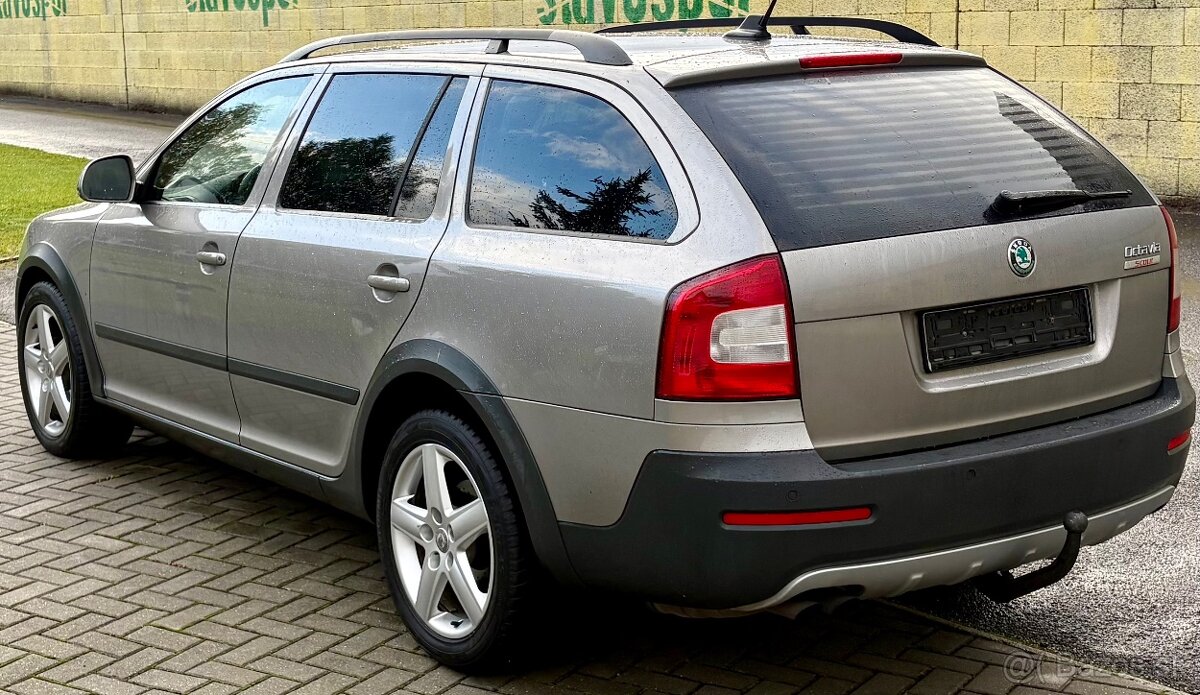 Škoda Octavia 2 SCOUT 2.0 TDi 103kw 4x4 XENON VYHREV - 7
