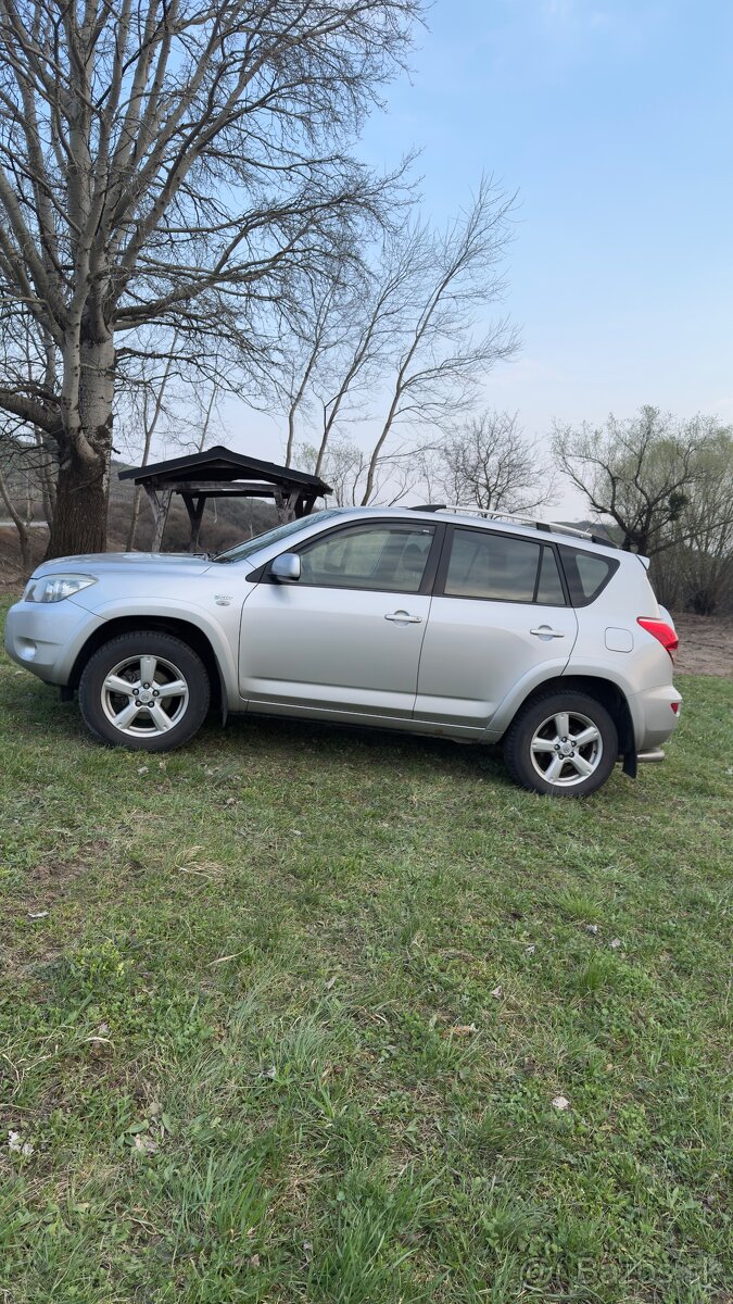 Toyota rav4 - 7