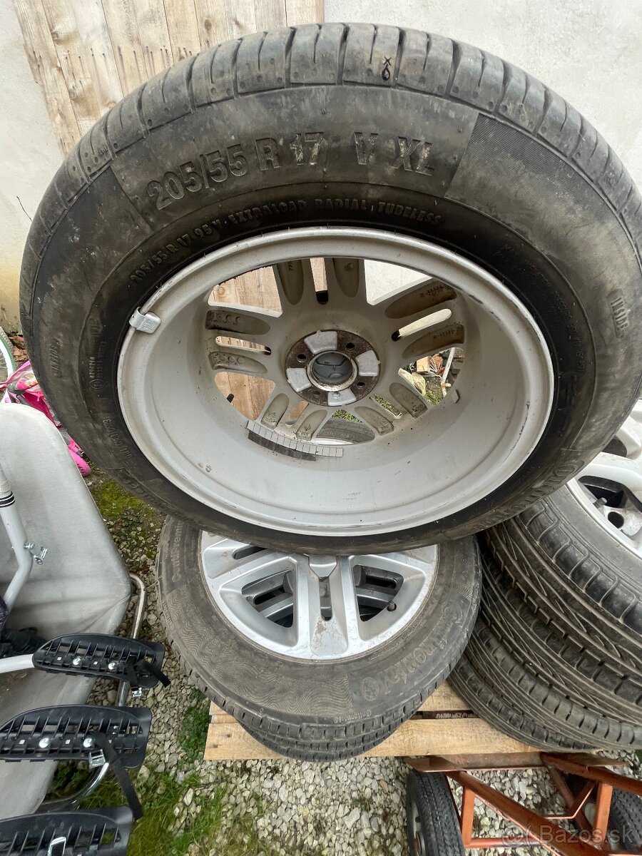 Renault 4x100 205/55R17 letne 99% stav - 7