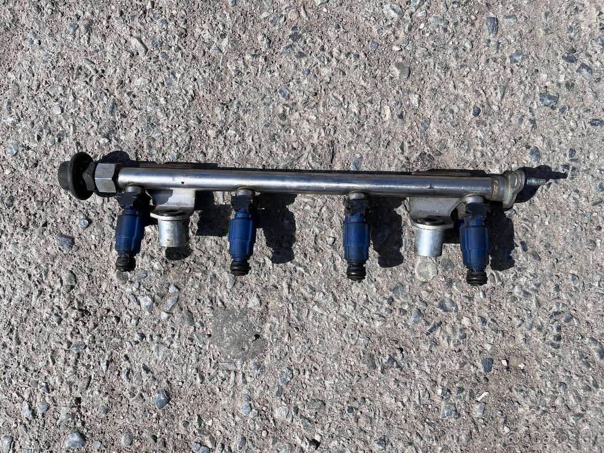 Hyundai i30 sanie,klapka, rampa, zapalovacie cievky, kabelaz - 7