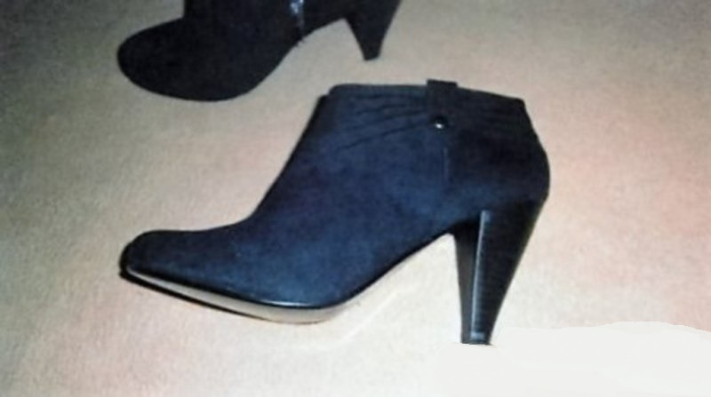 PREDAM DAMSKE CIZMY, KOTNICKY, BALERINKY, SNEHULE - NOVE - 7