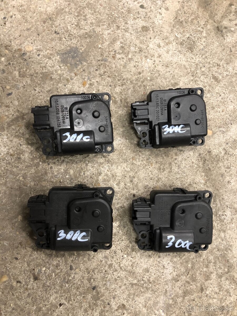 chrysler 300c chladic vystuha box poloos - 7