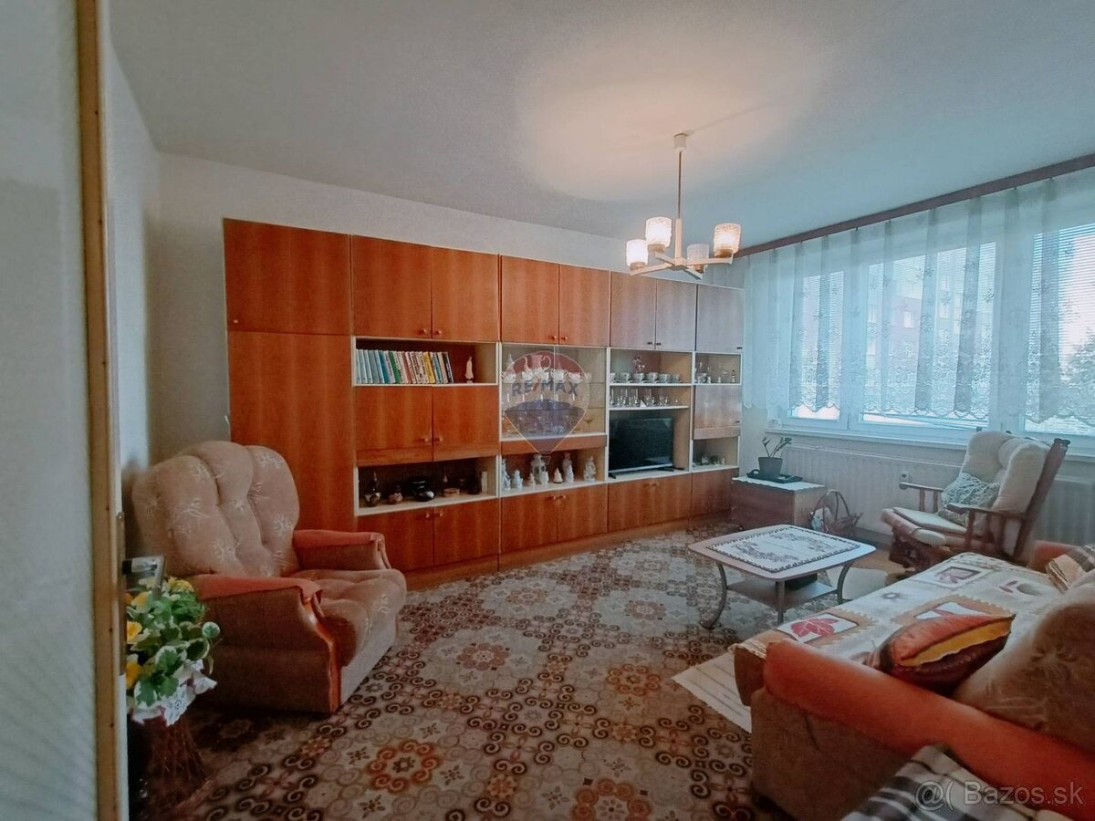 3izbový byt s balkónom a rýchlou dostupnosťou na D1 - 7