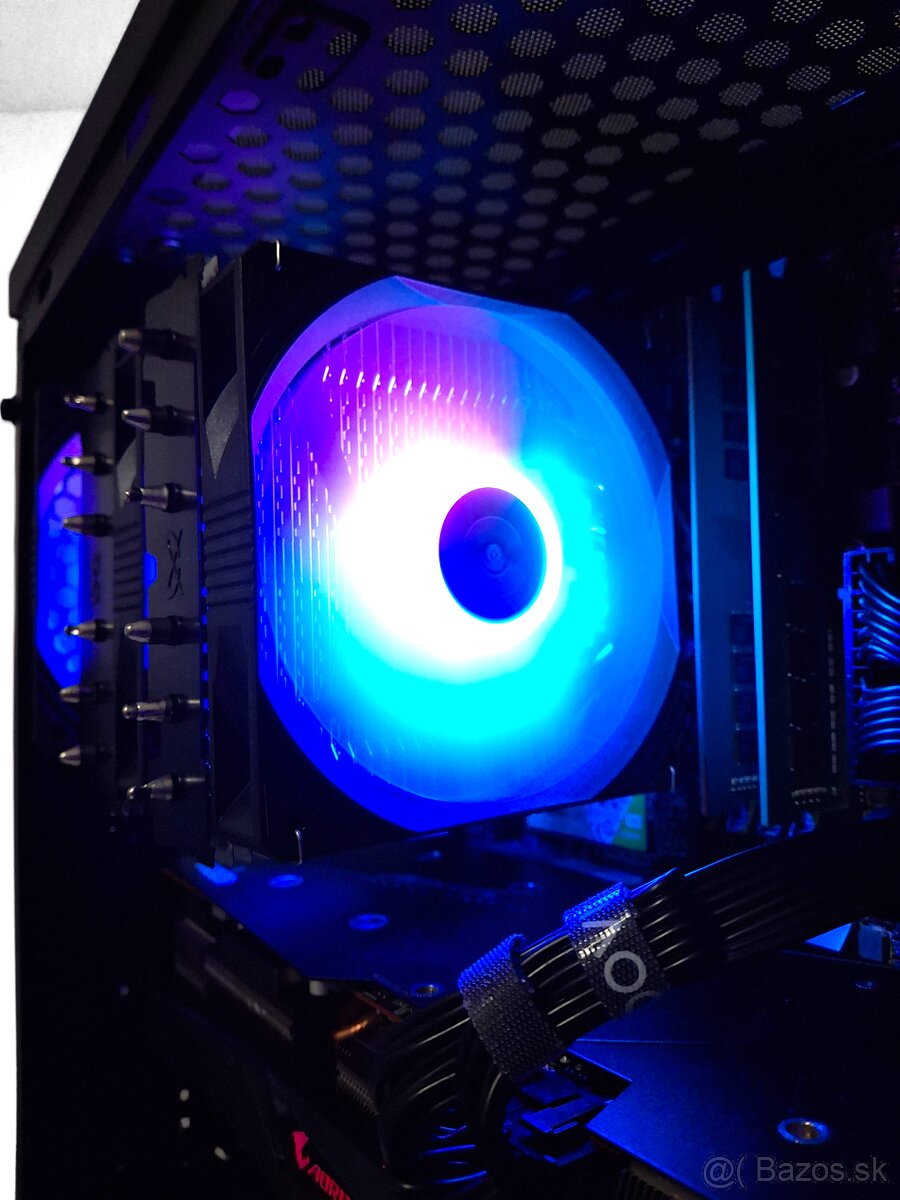 Intel I7 7700K/ RX 5700XT/ 16GB RAM/ 512GB SSD+HDD/ 600W - 7