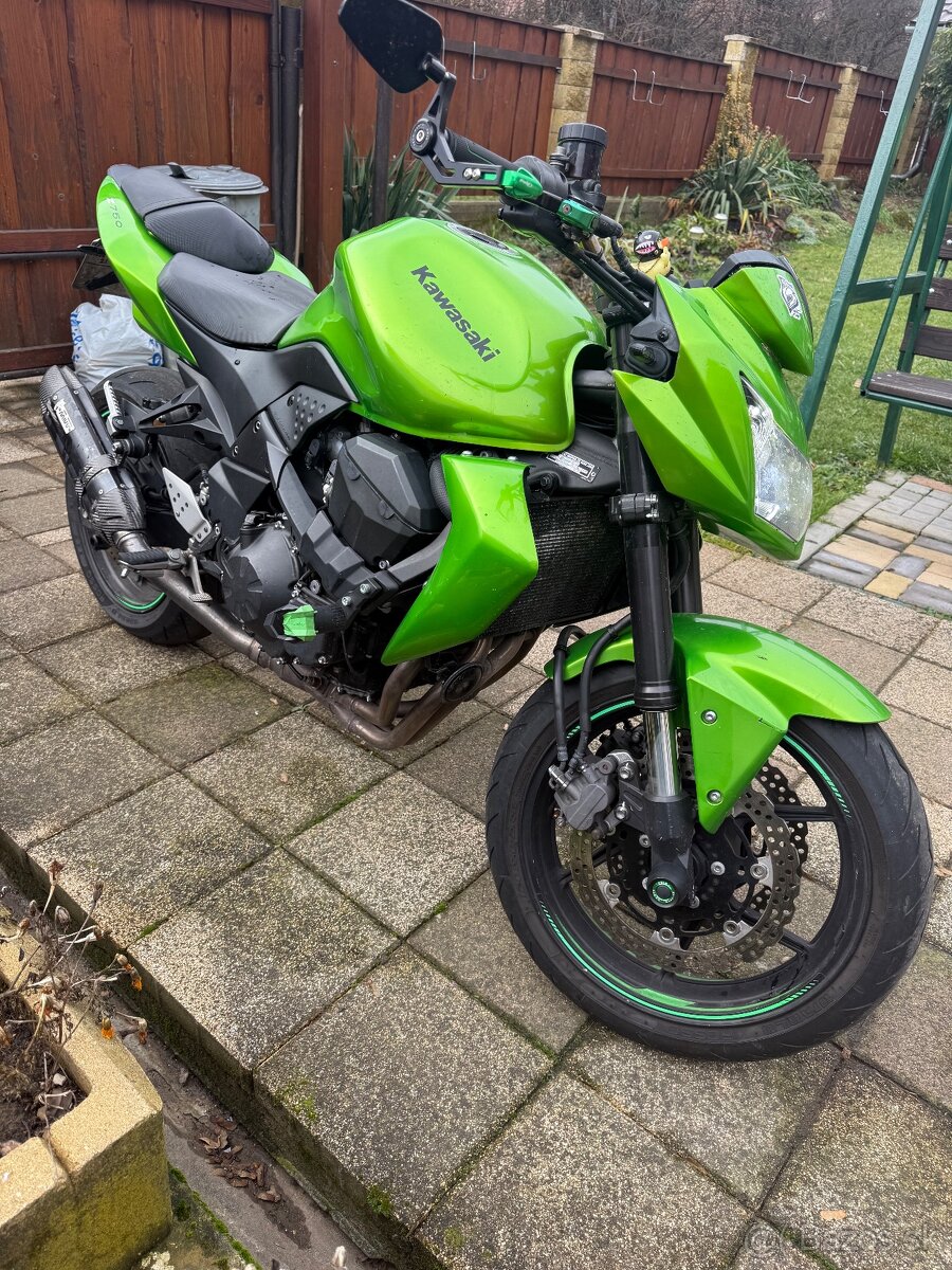 Kawasaki Z750 - 7