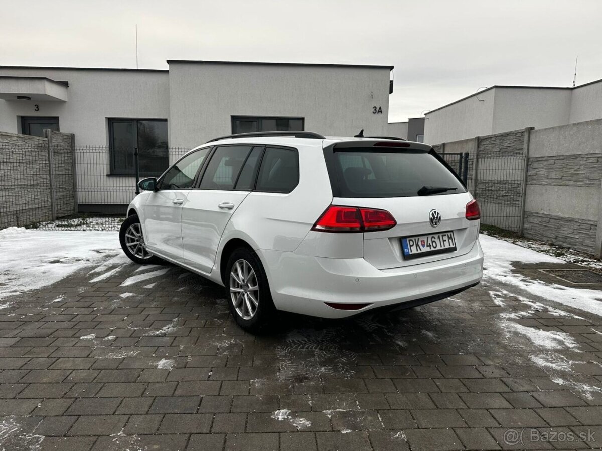 Volkswagen Golf 1.6 TDI DSG - 7