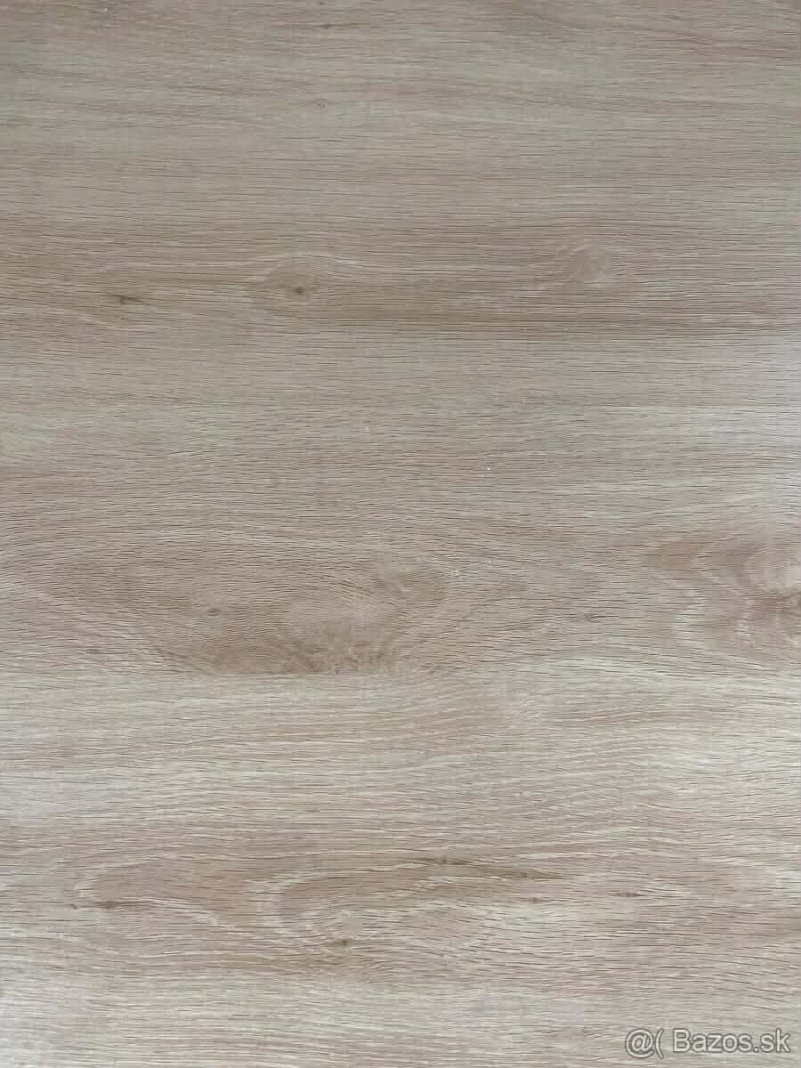 Jedálenský stôl - 7