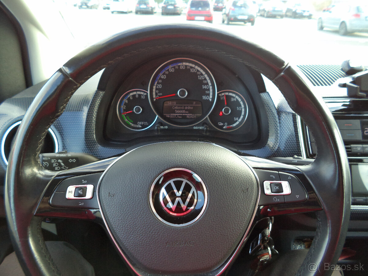 VW e-up - 7