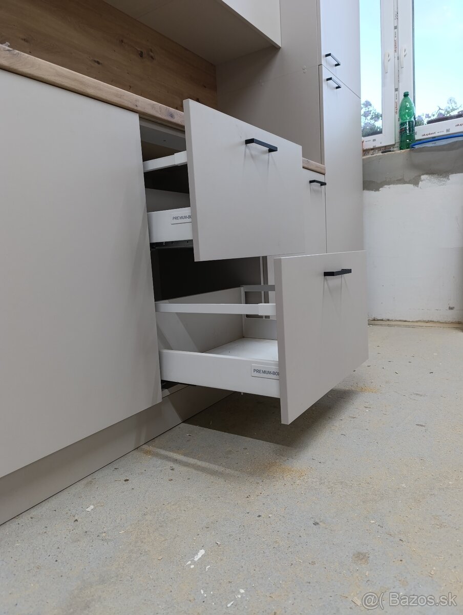 Kuchynská linka - 7