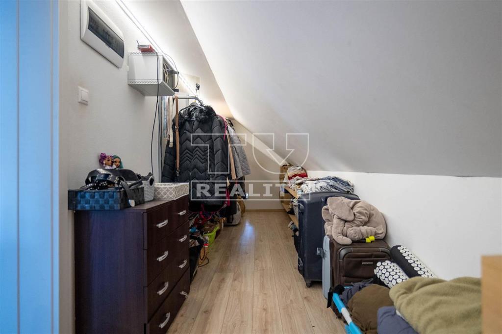 Rodinný dom v Zlatovciach - 7