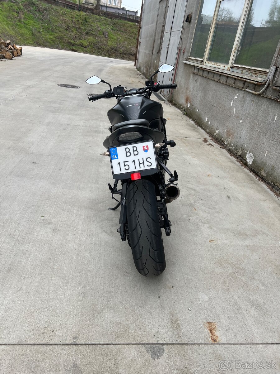 Suzuki GSX S 750 - 7