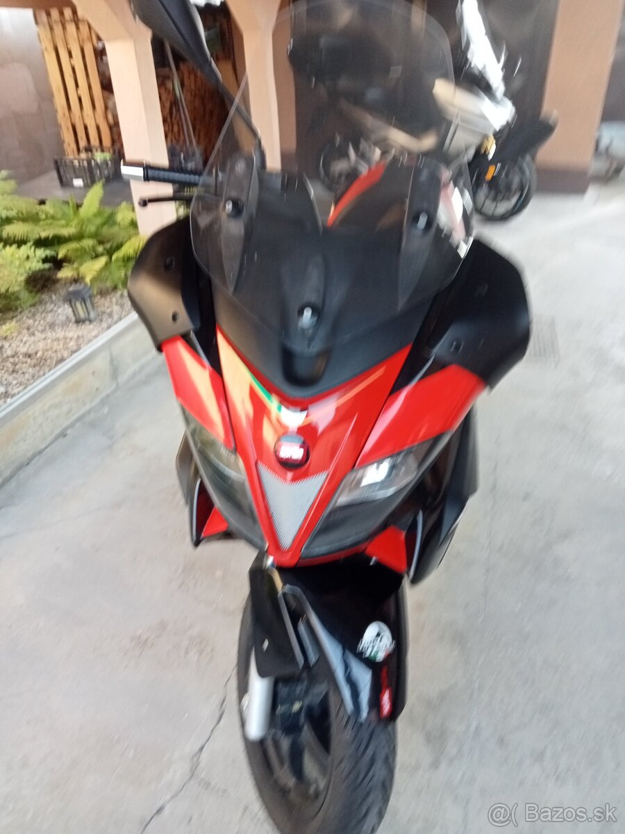 Aprilia - 7