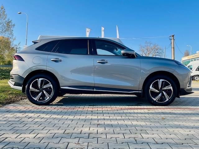 Nový Dongfeng Forthing T5 Evo HEV 1.5 A/T - 7