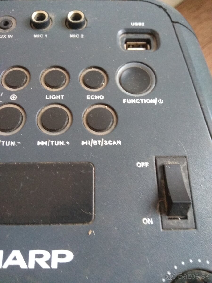 SHARP PRENOSNý REPRODUKTOR NA ND - 7