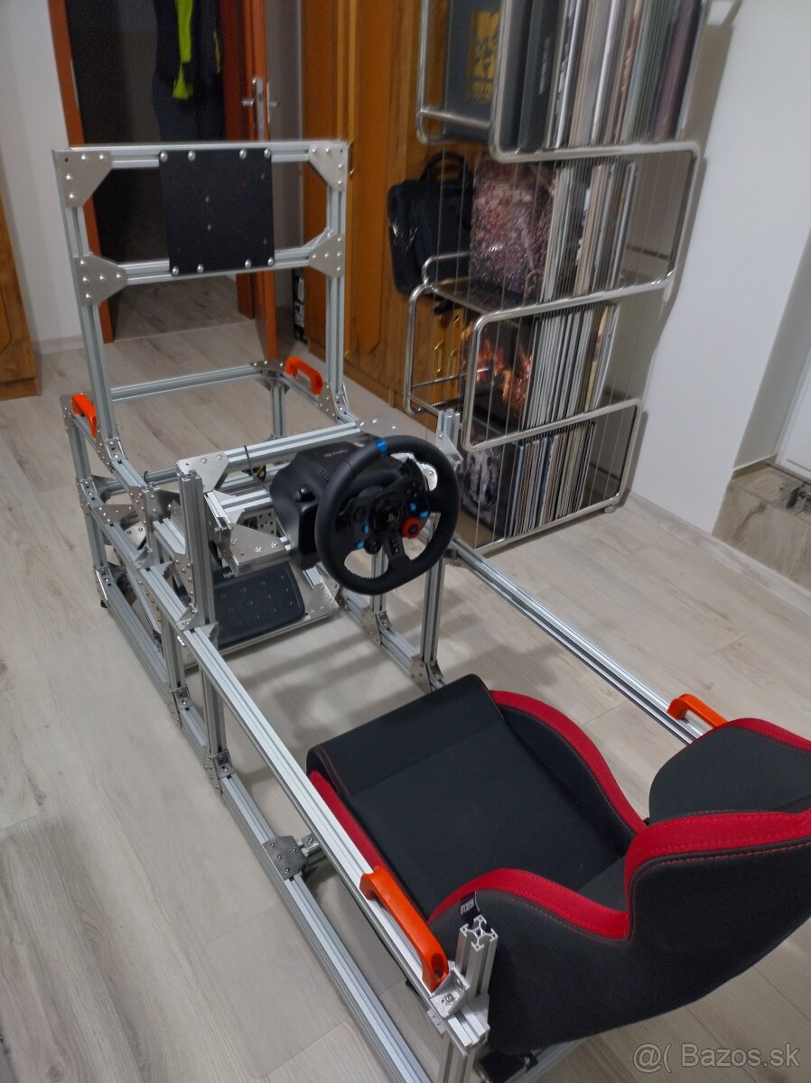 Predam zavodny simulator - 7