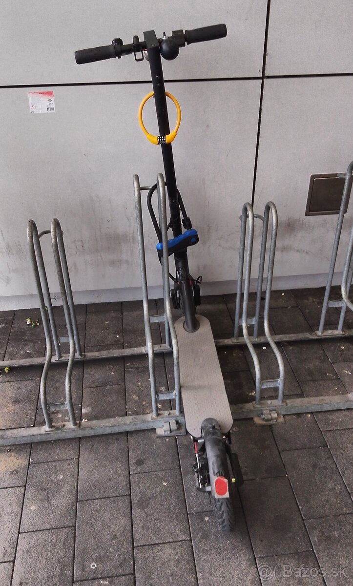 Prodám americký gramofon od Columbia na kliku . - 7