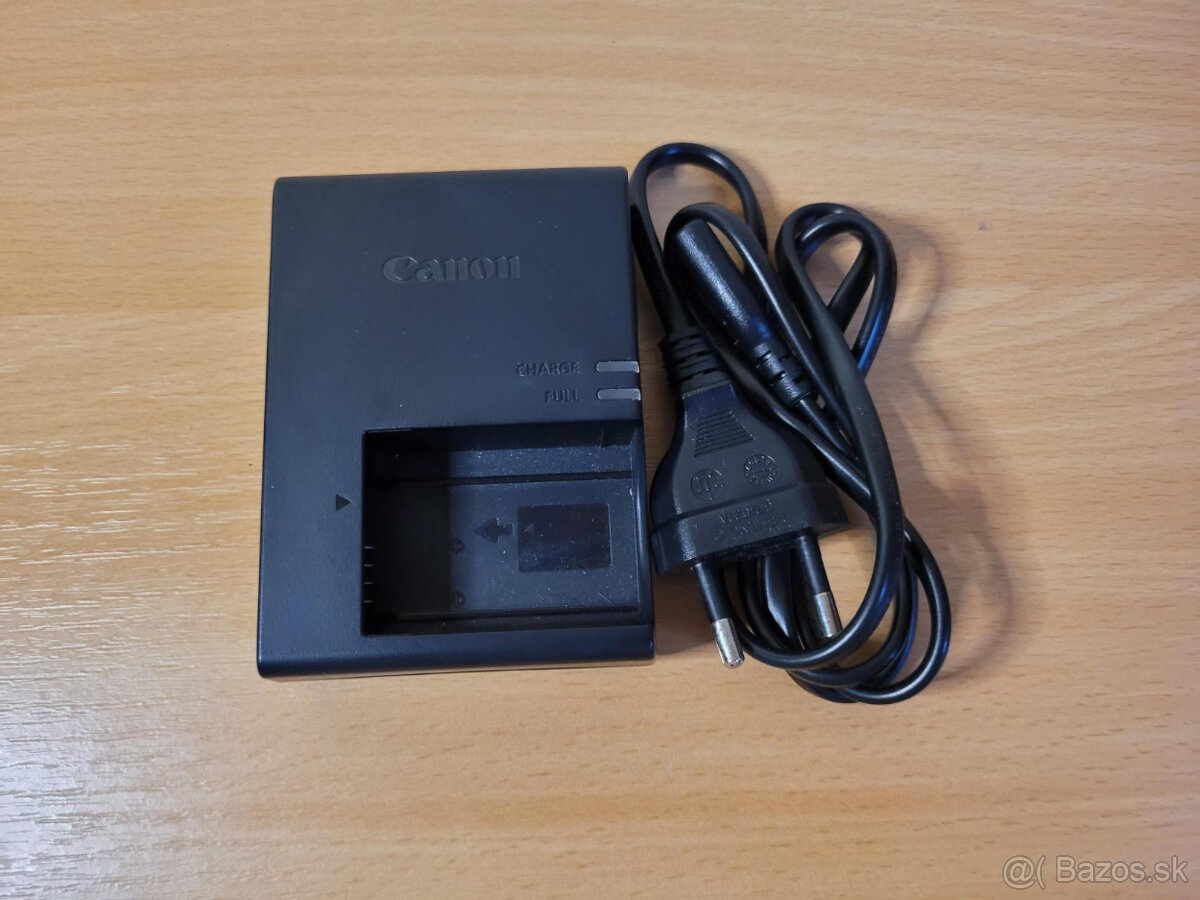 Canon Eos 200D + Canon EF-S 24mm f2.8 + Canon EF 50mm f1.8 - 7