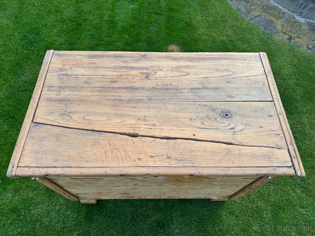 Stará drevená truhlica - 7