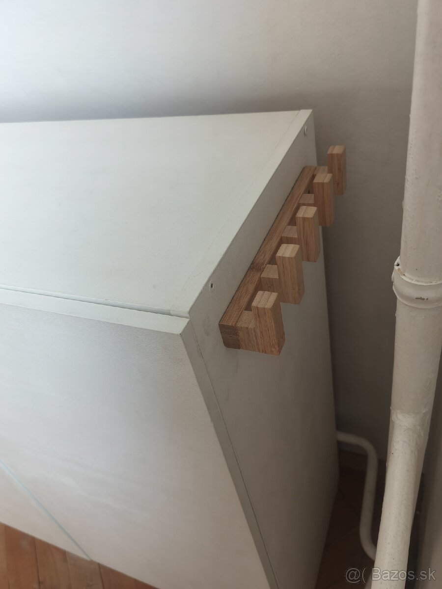 Biela komoda - 7