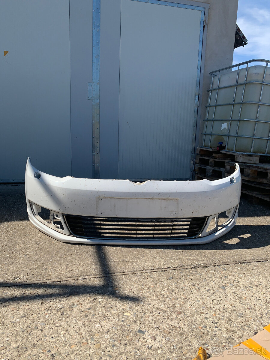 predni naraznik vw touran caddy 10-14 bily - 7
