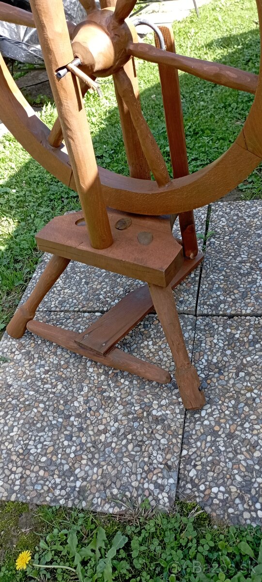 Starý drevený kolovrátok - 7