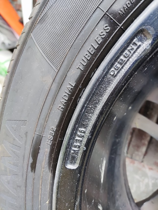 Elektrony Dezent R16 s letnymi pneu - 7