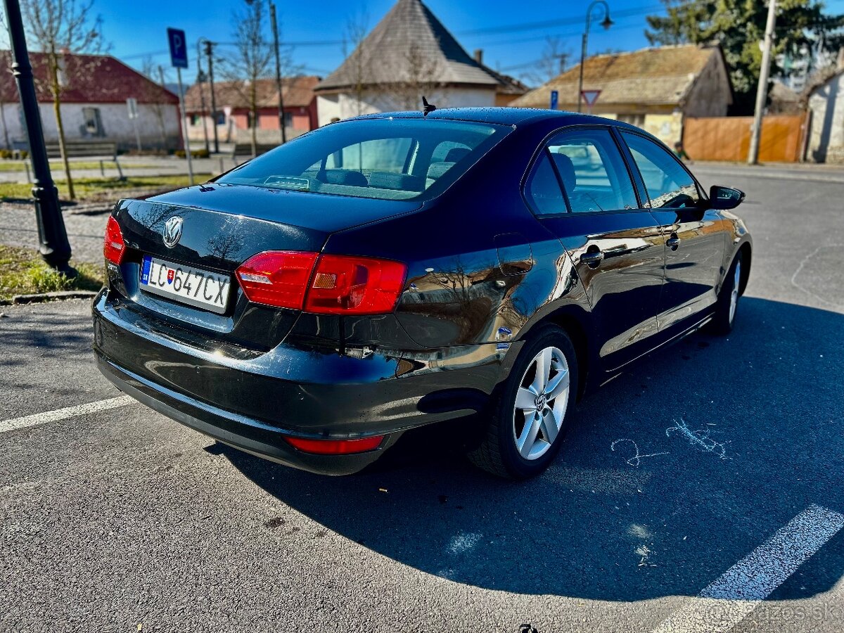 VW Jetta 1.2 TSI 77 kW - 7