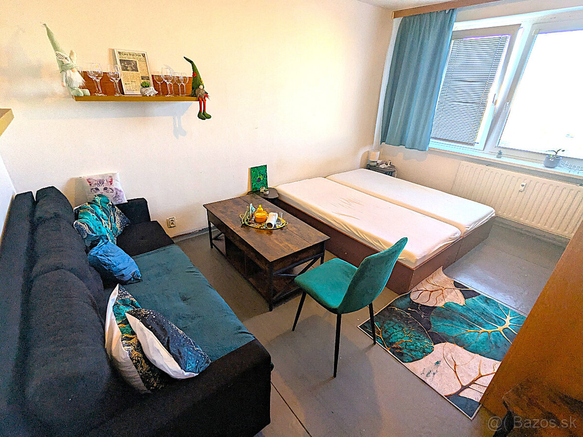 Zaujímavý 3 izb. Humenská (Terasa), OV, LO, 6.p., PS - 7