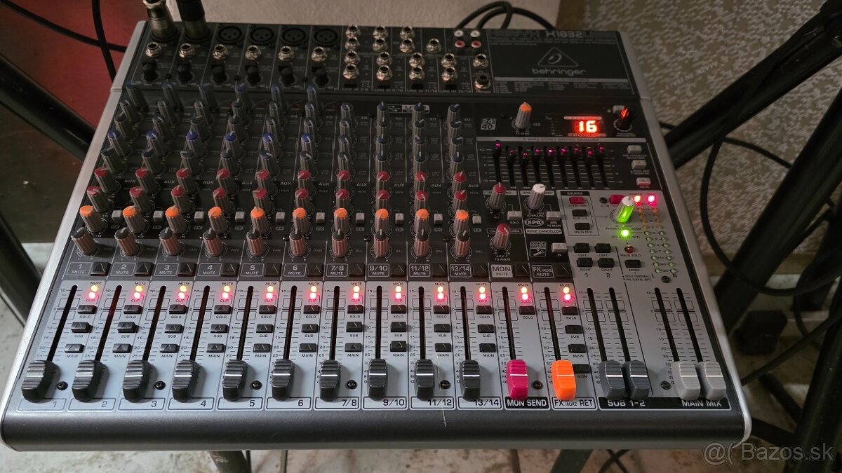 MIXPULT BEHRINGER XENYX 1832 USB - 7