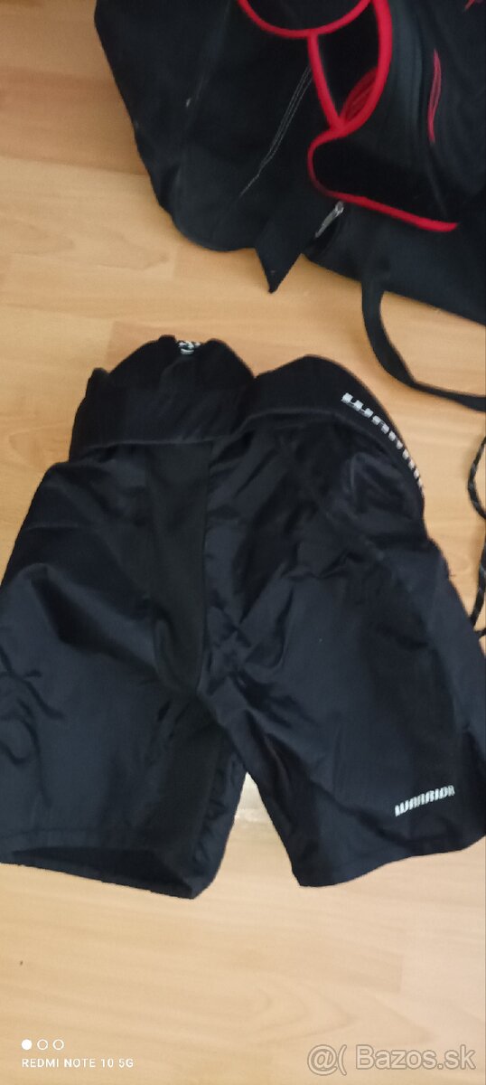 Hokejová výstroj - 7