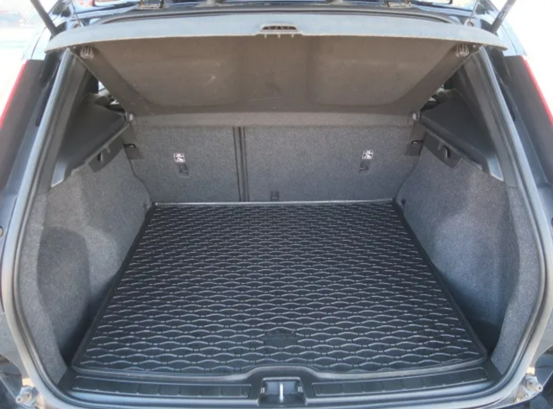 Volvo XC40 r.2019 automat, diesel - 7