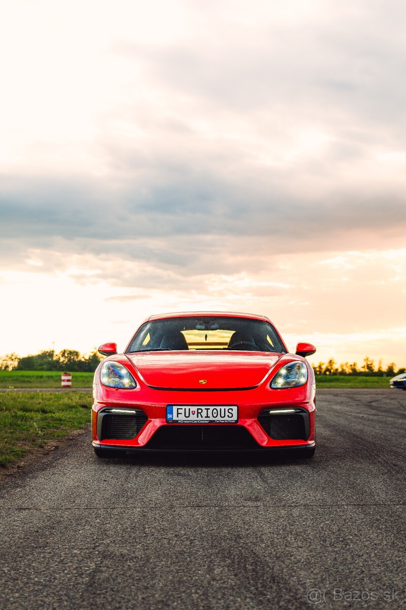Porsche 718 Cayman GT4 - 7