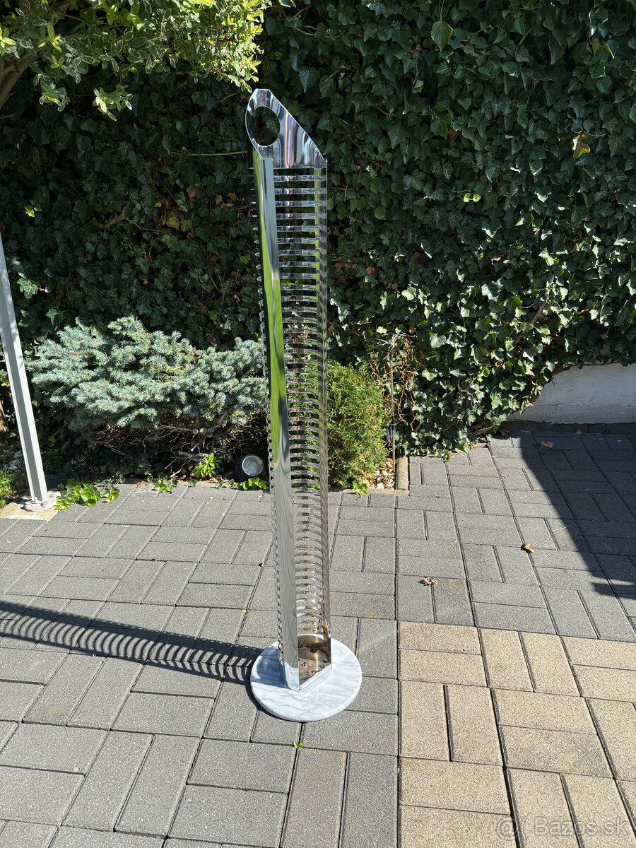 Vertikálny stojan pre 50 ks CD a DVD média - 7