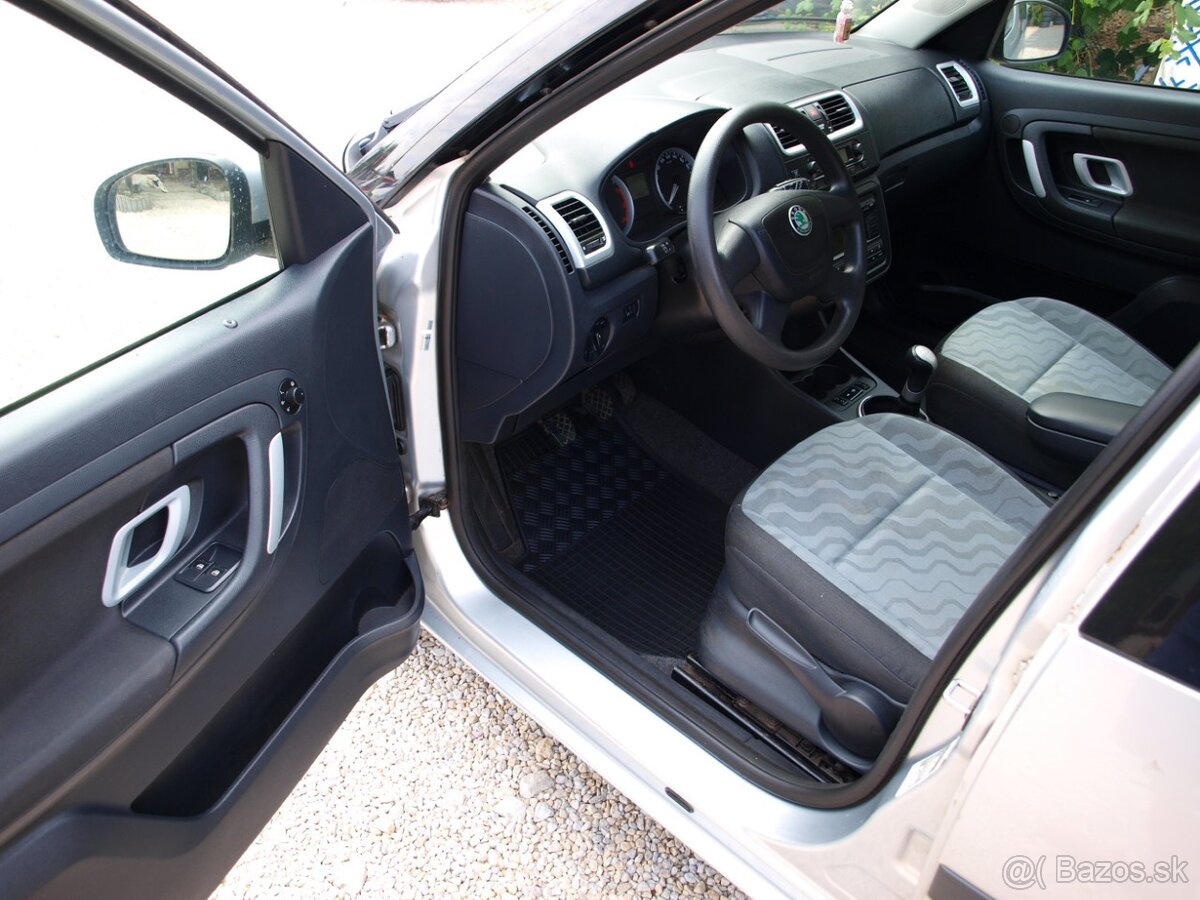 Škoda Roomster 1.4 16V Style - 7
