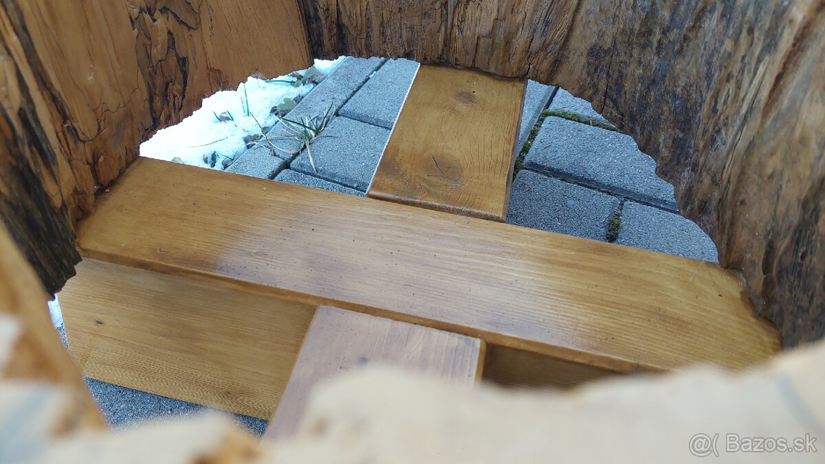 Drevený stolík masív - 7