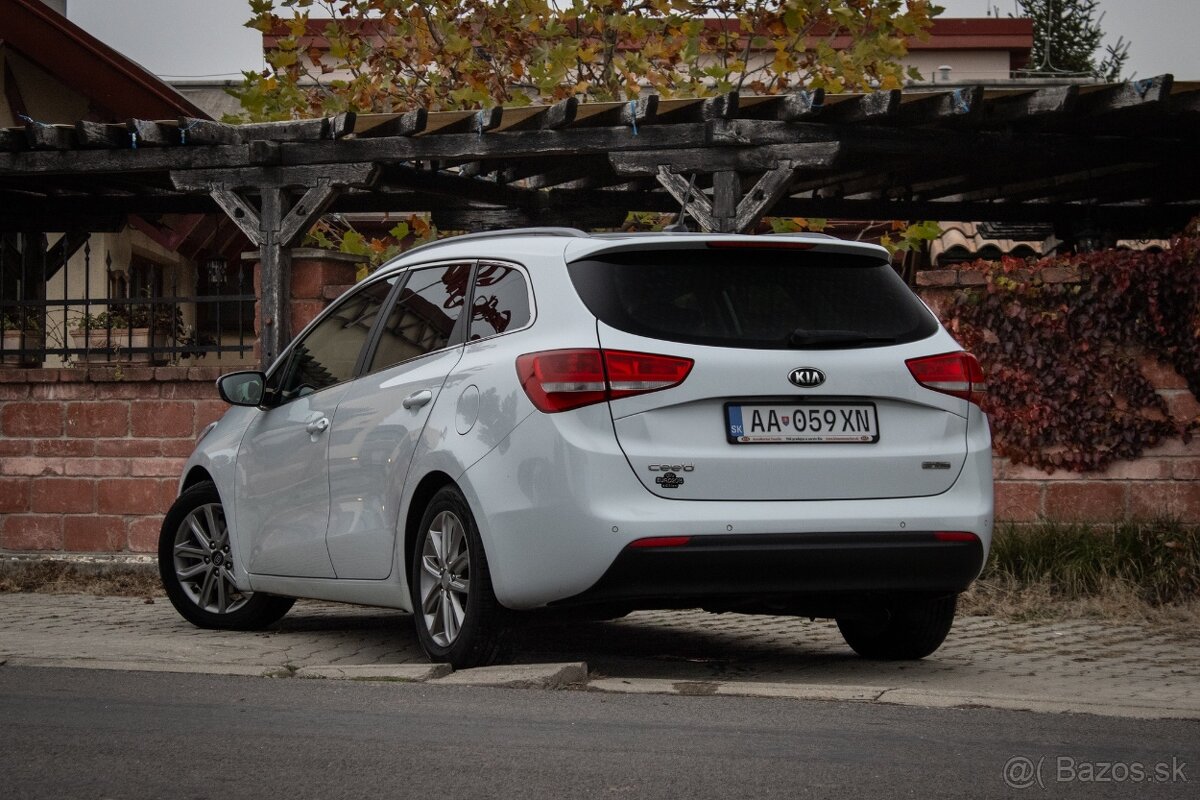 Kia Ceed SW 1.6 GDi - 7