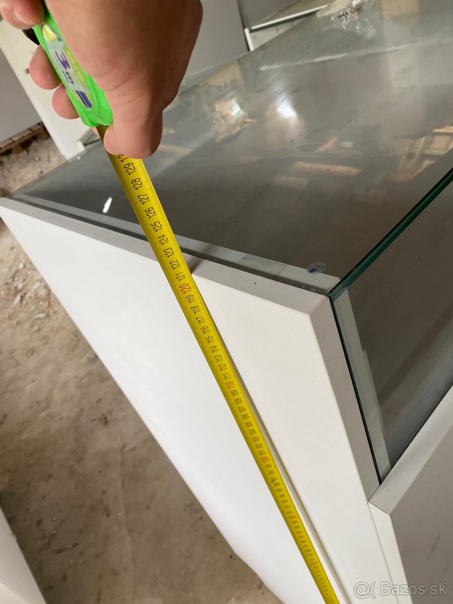 Pult presklený s led osvetlením/ predajňa / kiosk / stánok - 7