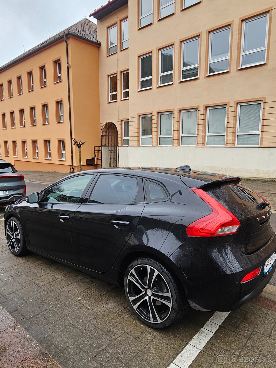 Volvo V40 - 7