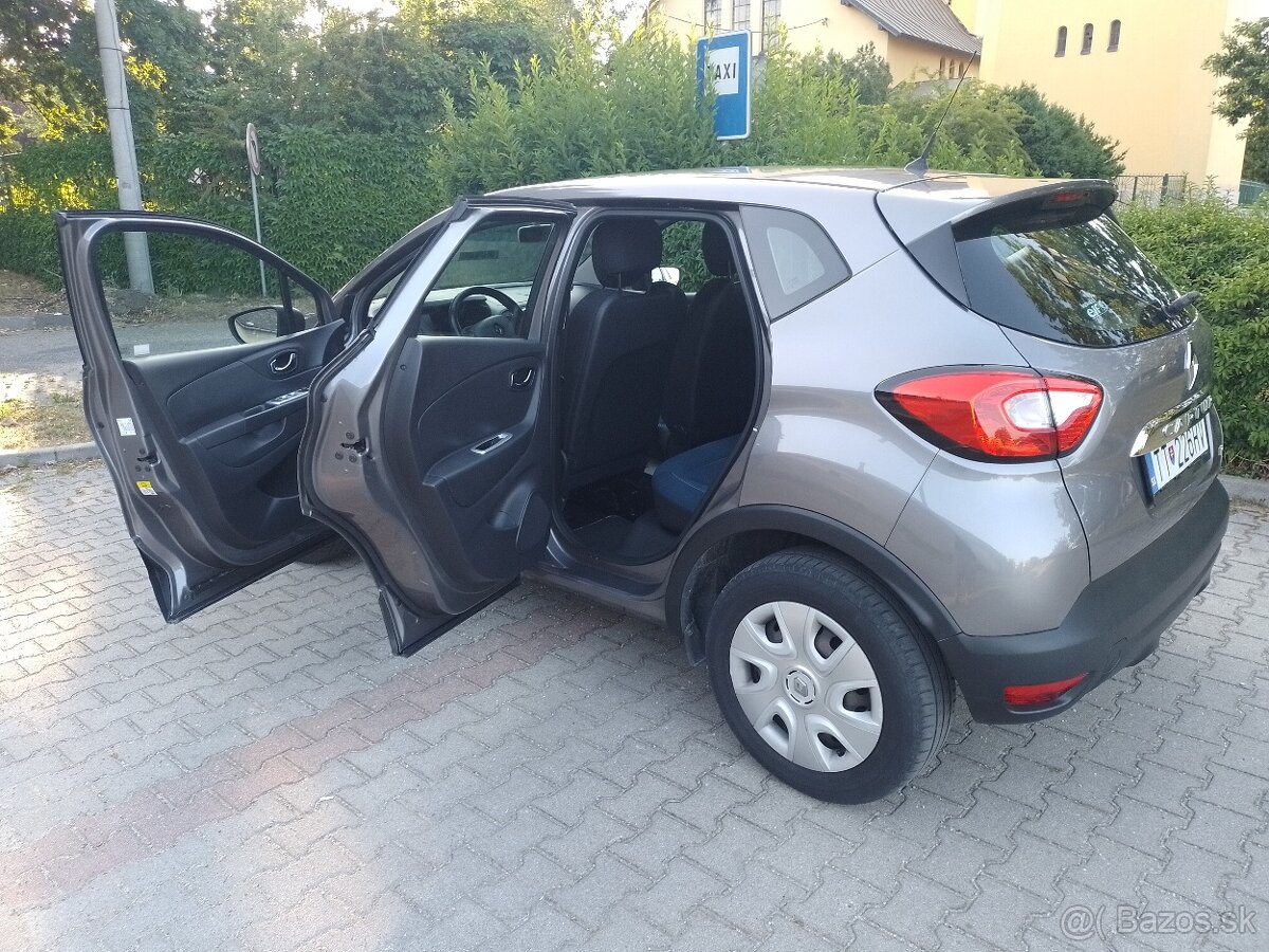 Predám Renault Captur 0.9 tce,rv:2016 - 7