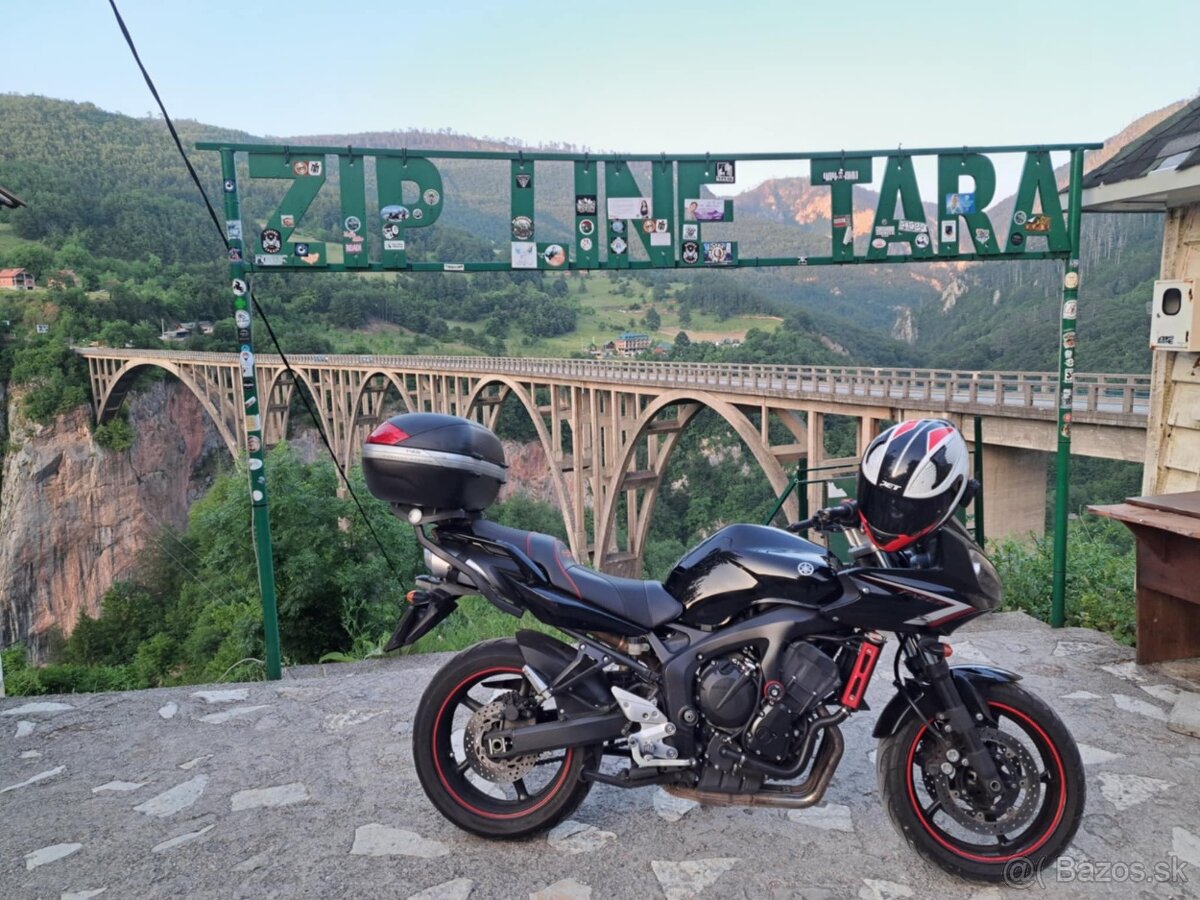 YAMAHA FZ6 S2 - 7