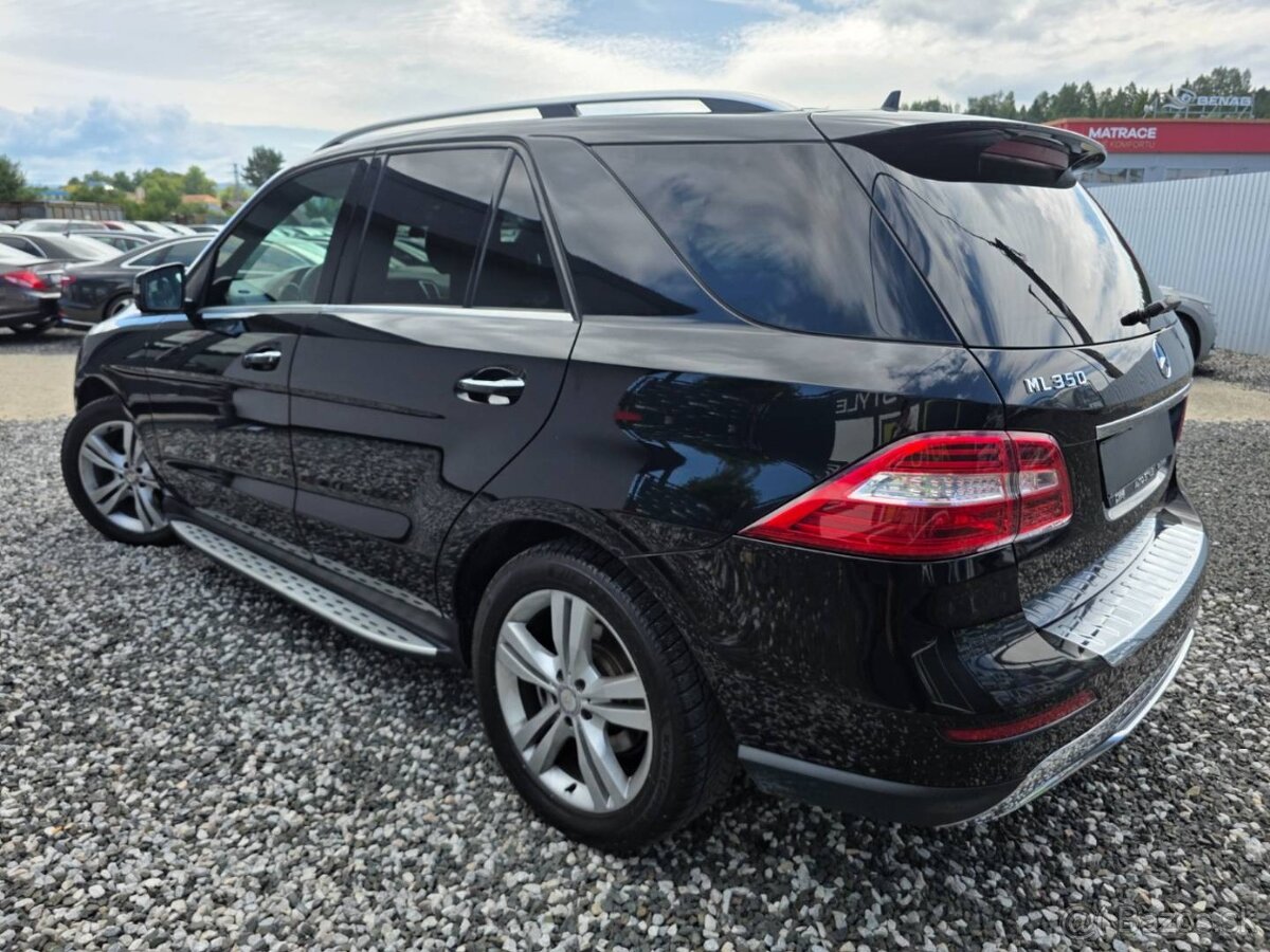 Mercedes-Benz ML - 7