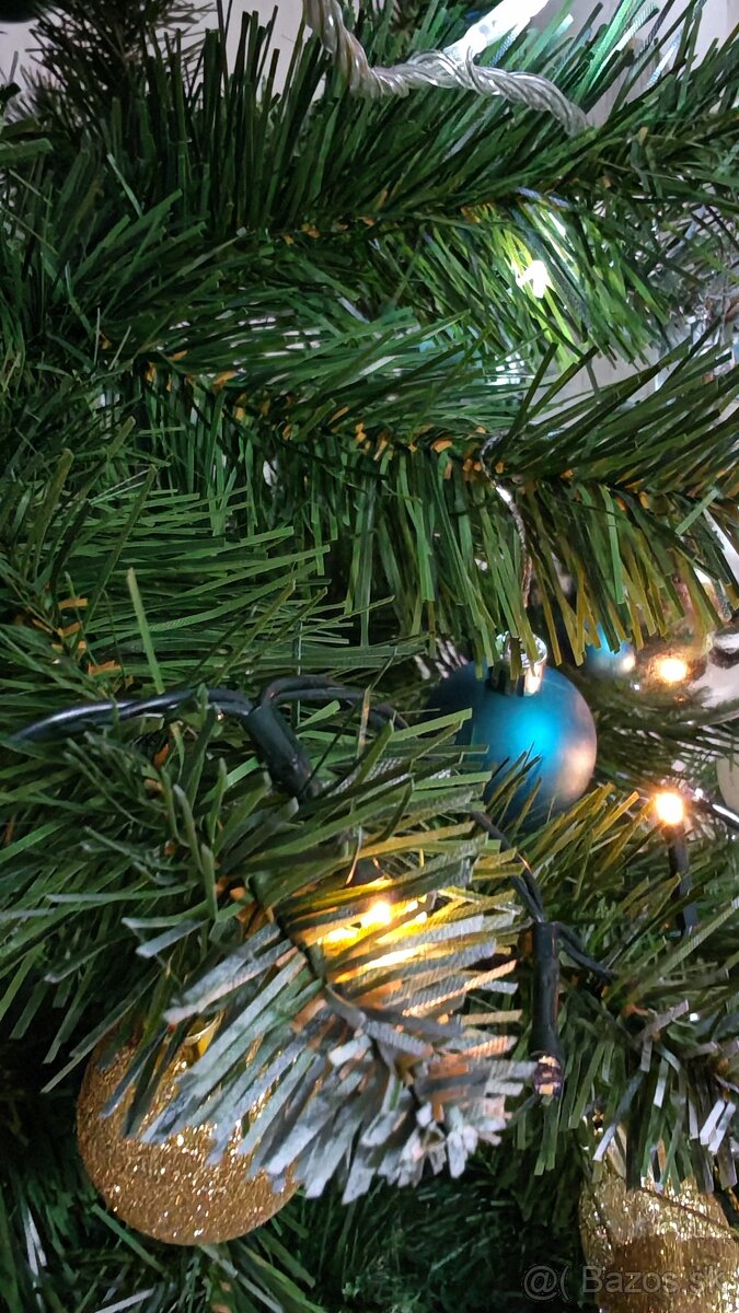 Vianočný stromček 180 cm - 7