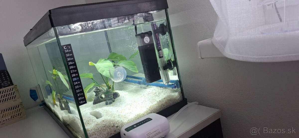 Predám akvarijný set - 7