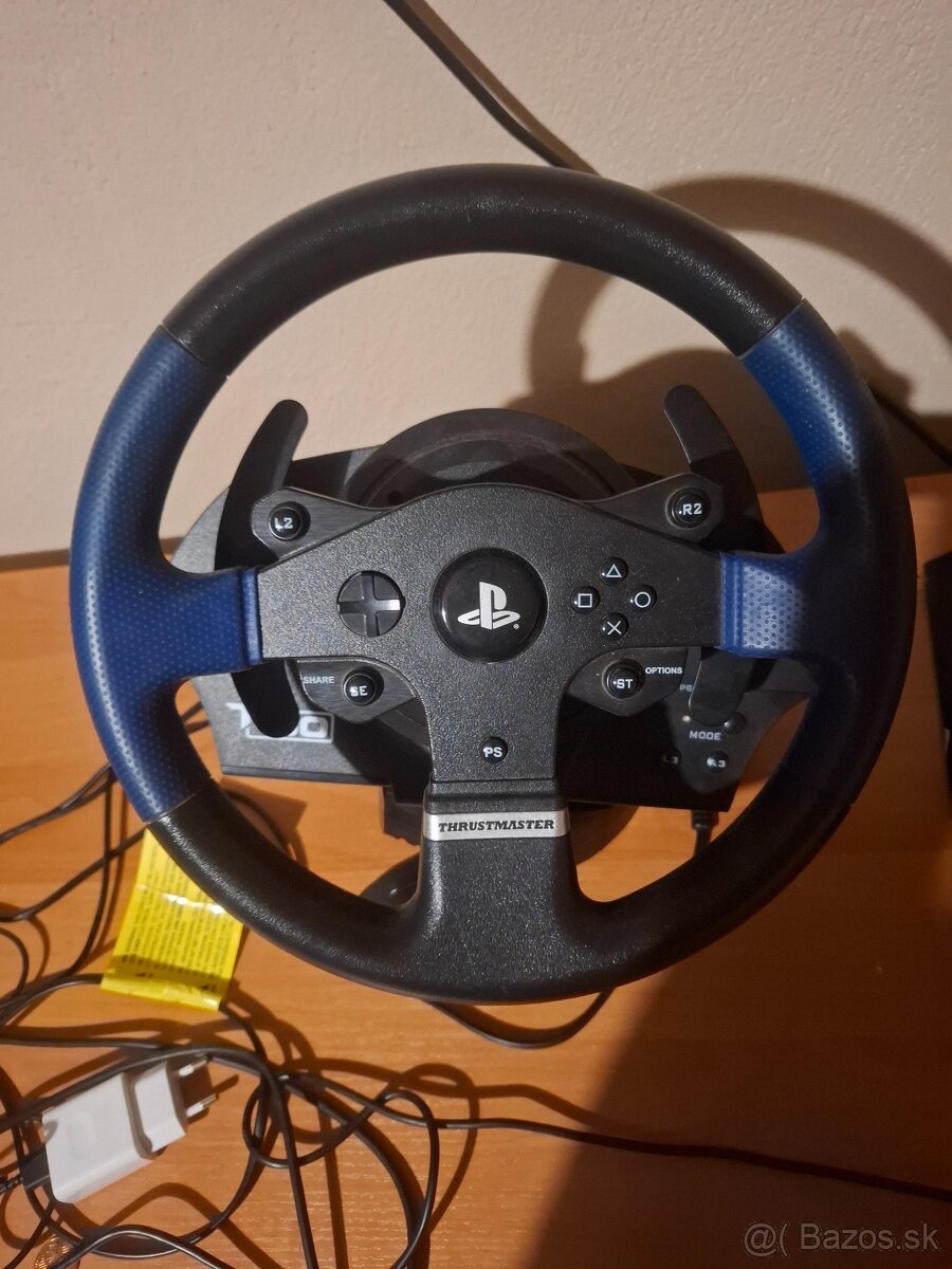 Ps4/uložisko/volant - 7