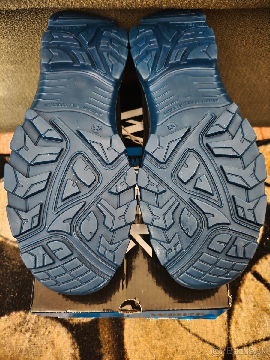 PRACOVNÁ OBUV 43 - 7