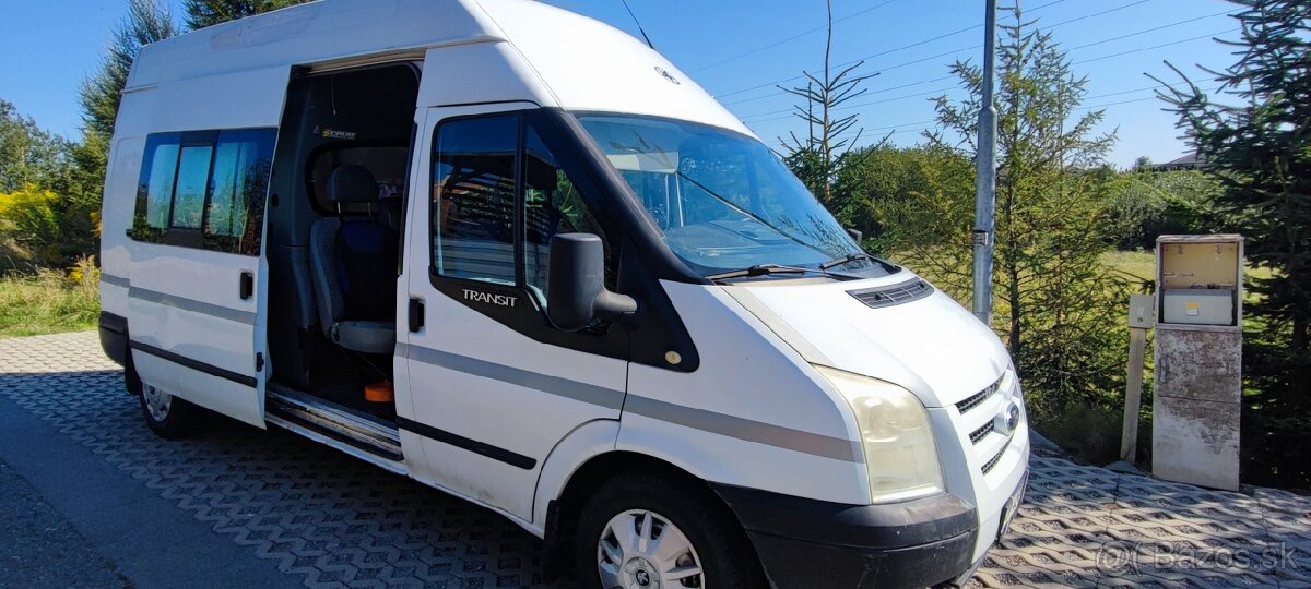 Ford Transit 300L 2,2 Tdci 6 miest, ťažné + NOVÁ STK - 7