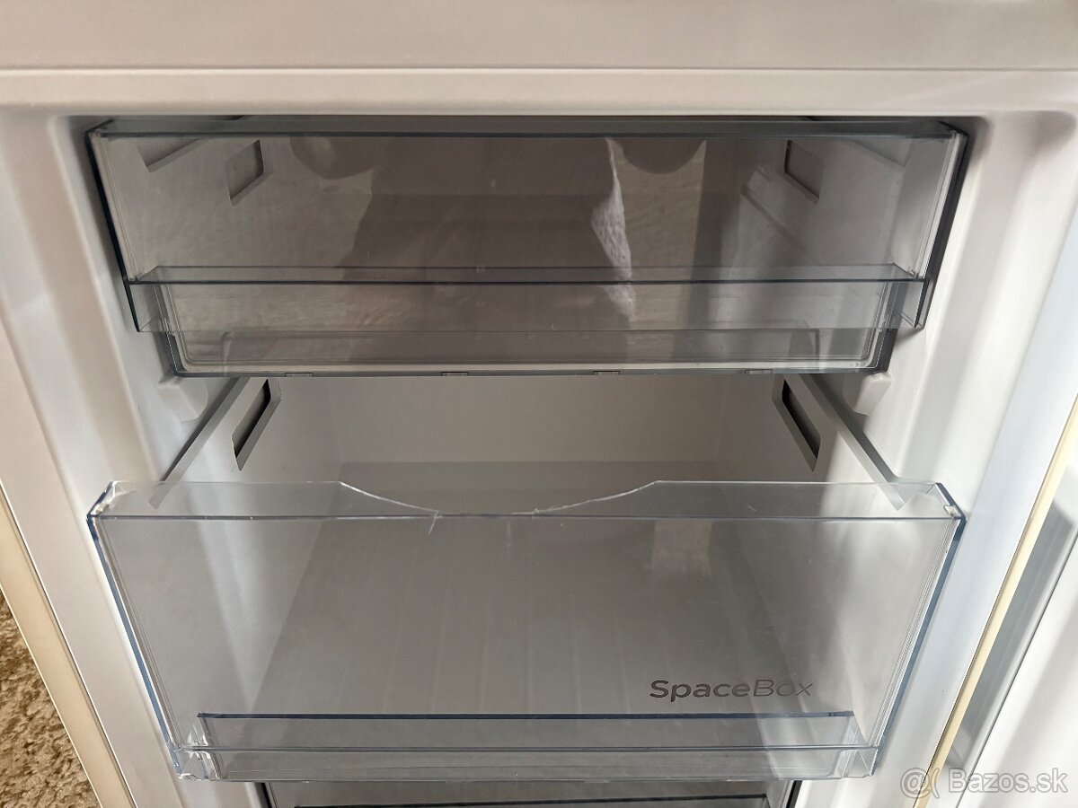 Chladnička s mrazničkou GORENJE retro - 7