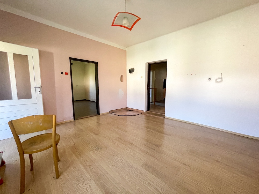 Dom s investičným pozemkom na predaj, Lúčnica nad Žitavou - 7