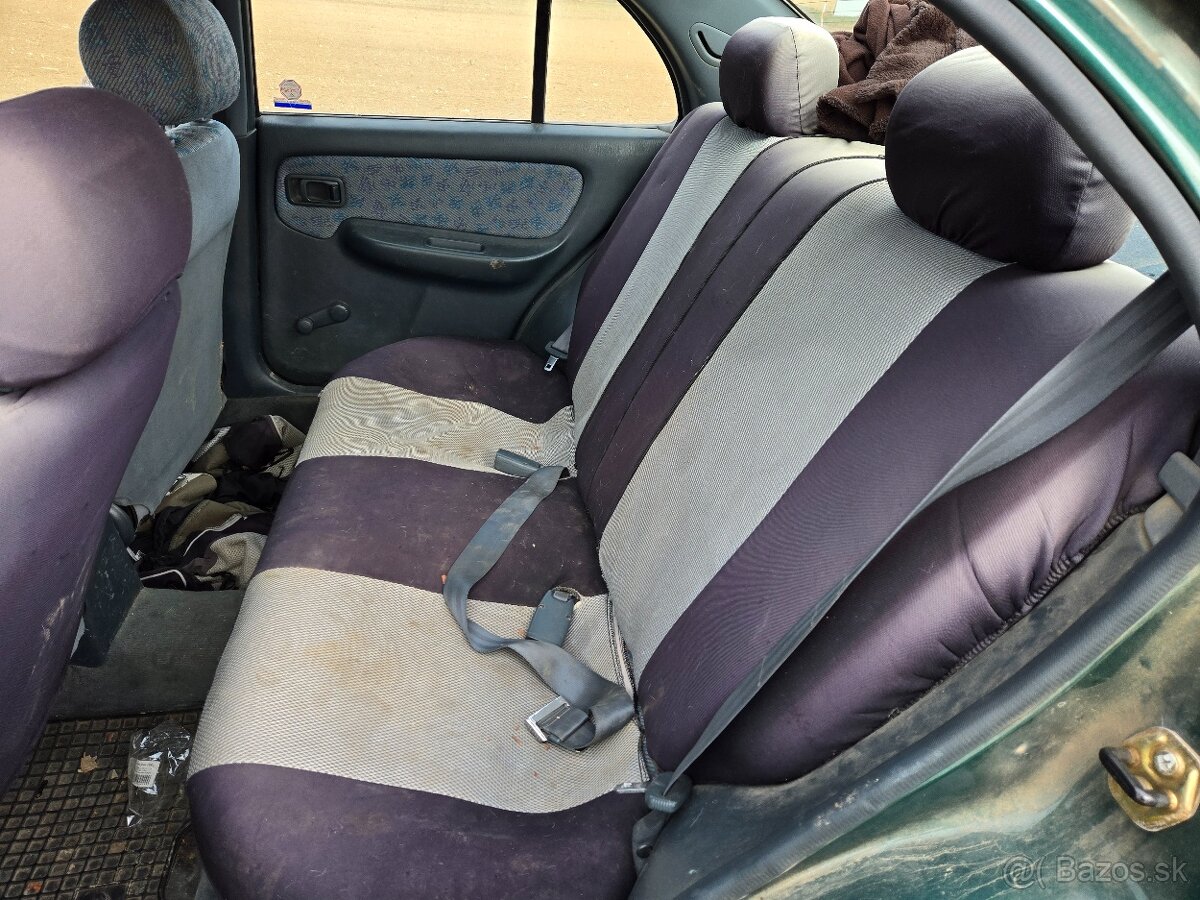 Nissan Almera 1.4 - 7